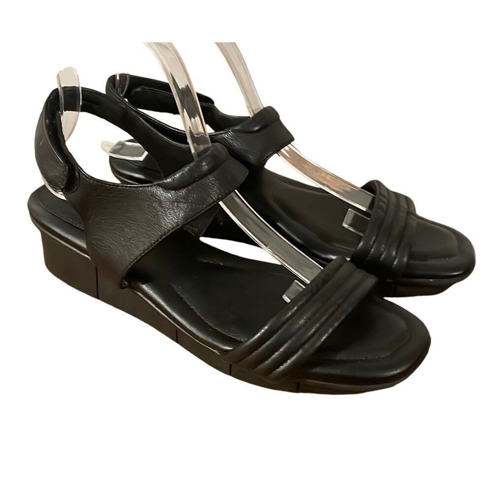 Arezzo Brazil black leather wedge strappy sandals size 9.5/39